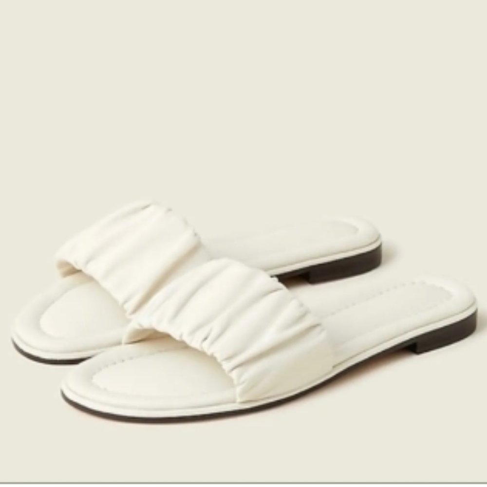 J Crew Menorca Scrunchie-Strap Leather Slides Sandals Ivory Sz 6.5